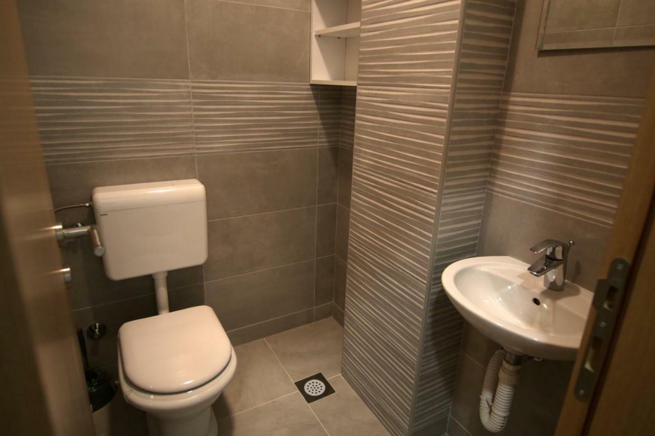 It Apartment Требинье Экстерьер фото