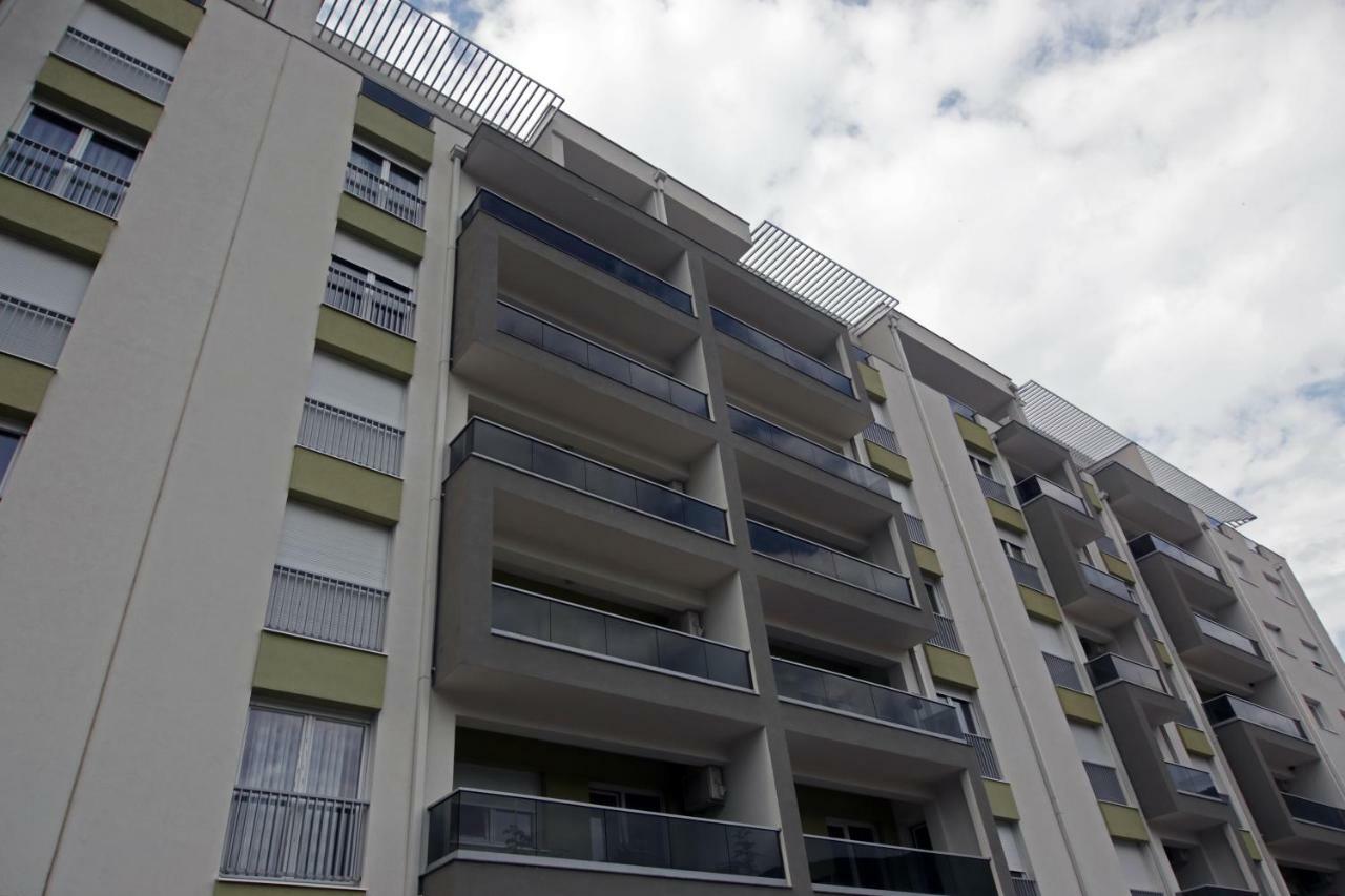 It Apartment Требинье Экстерьер фото